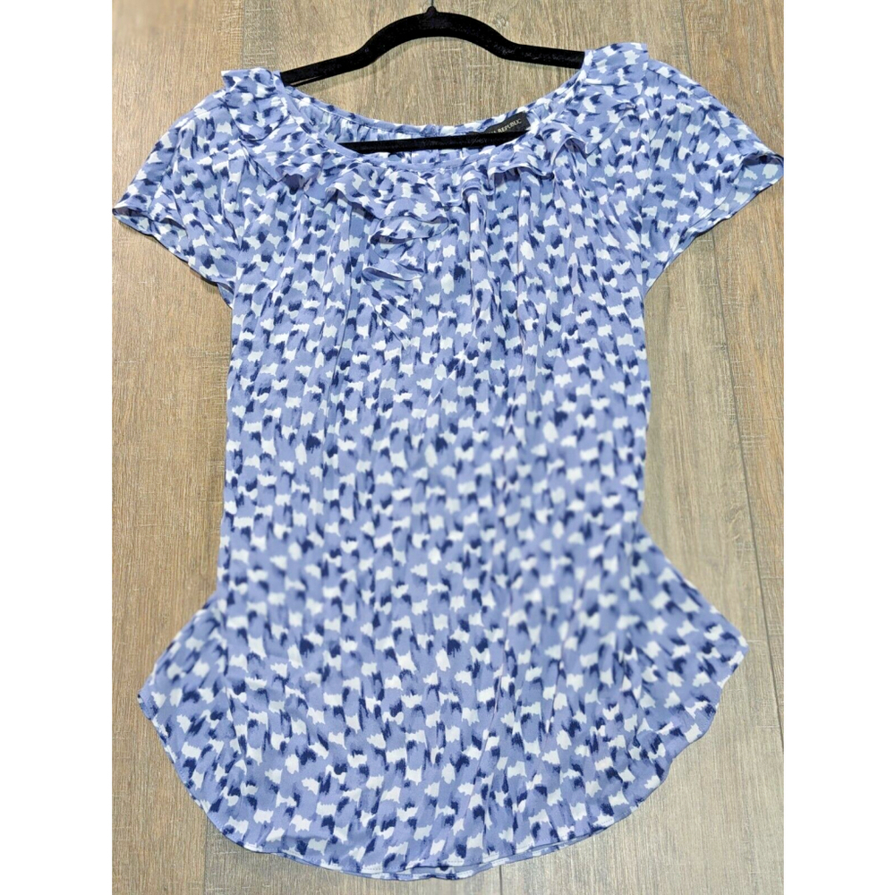 Banana Republic Top Womens Small Blue Print Short Sleeve Tie Neck Casual Chiffon